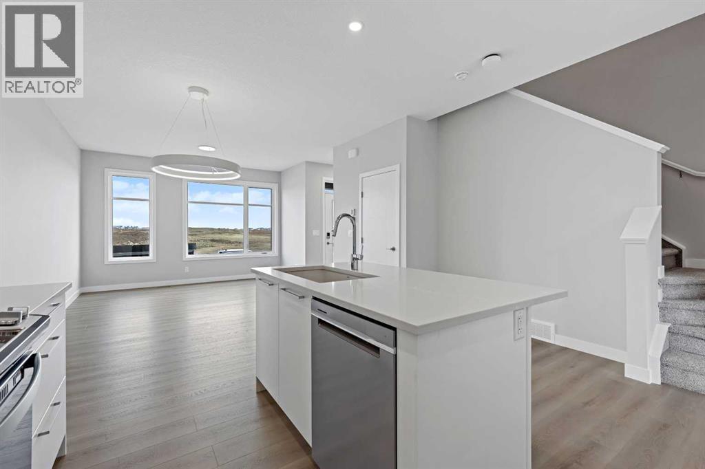 Single Family House for Sale in  Rangeview Avenue SE Rangeview Calgary 