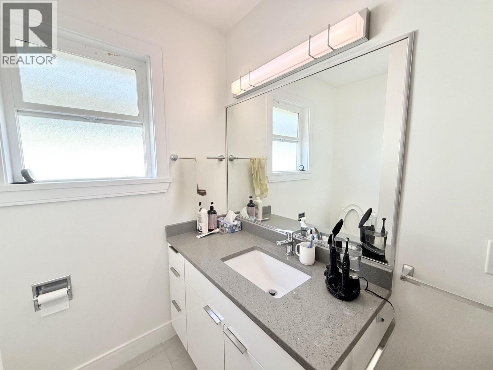 7779 ELFORD STREET, Burnaby