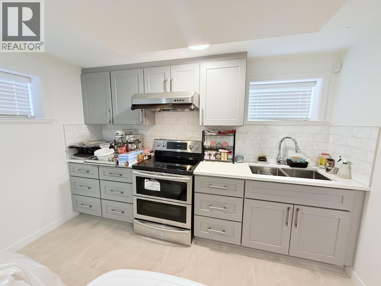 7779 ELFORD STREET, Burnaby