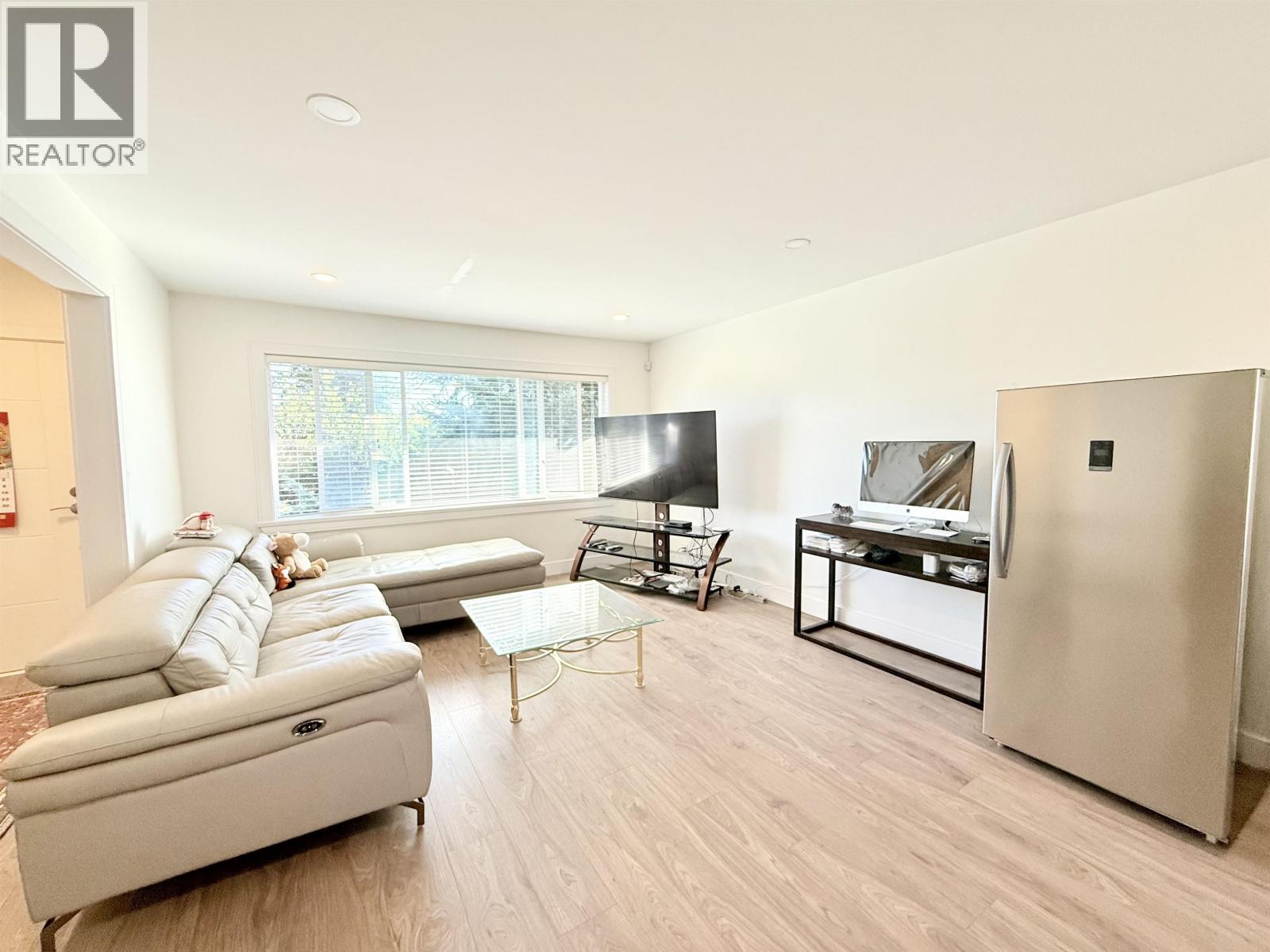 7779 ELFORD STREET, Burnaby