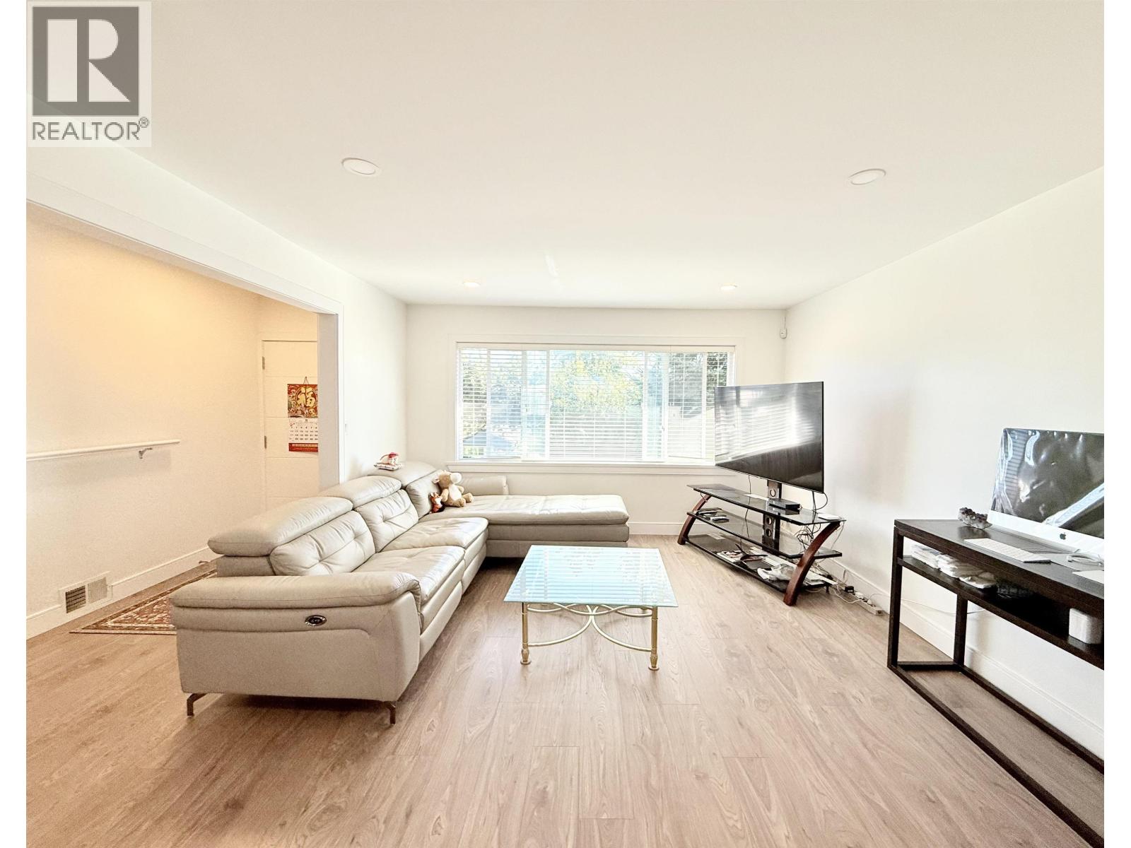 7779 ELFORD STREET, Burnaby