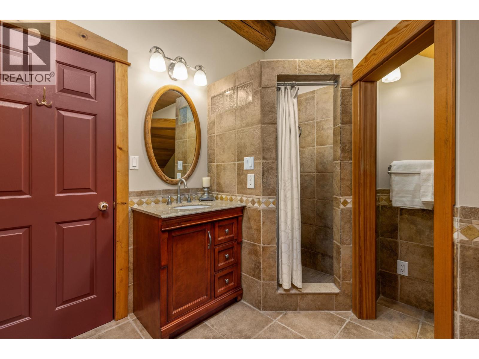 1539 PORTAGE ROAD, Pemberton