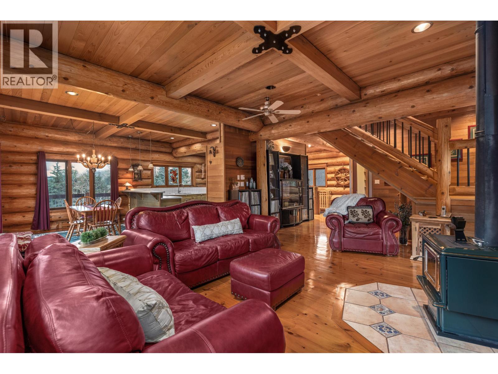 1539 PORTAGE ROAD, Pemberton