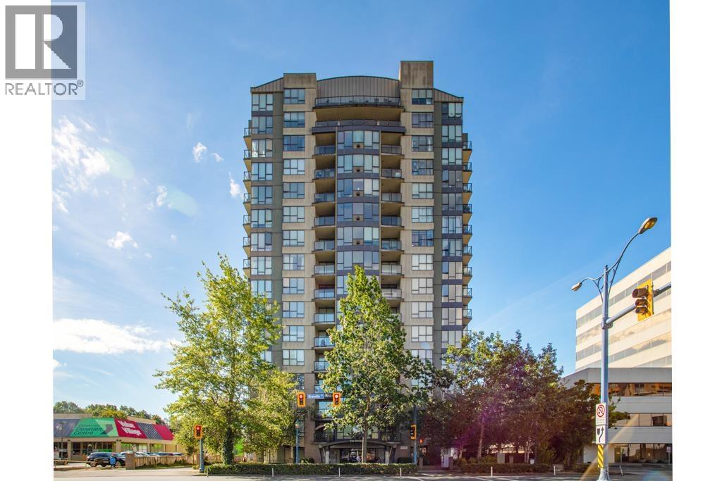 306 8180 GRANVILLE Avenue - photo 2