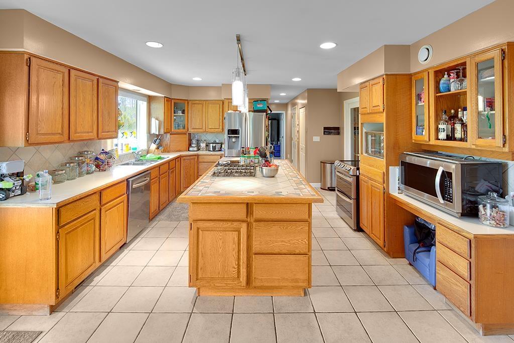 18851 74 AVENUE, Surrey