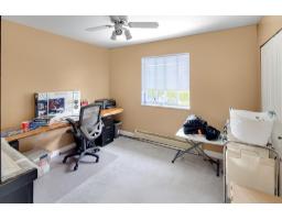 18851 74 Avenue, Surrey, BC V4N6C3 Photo 11