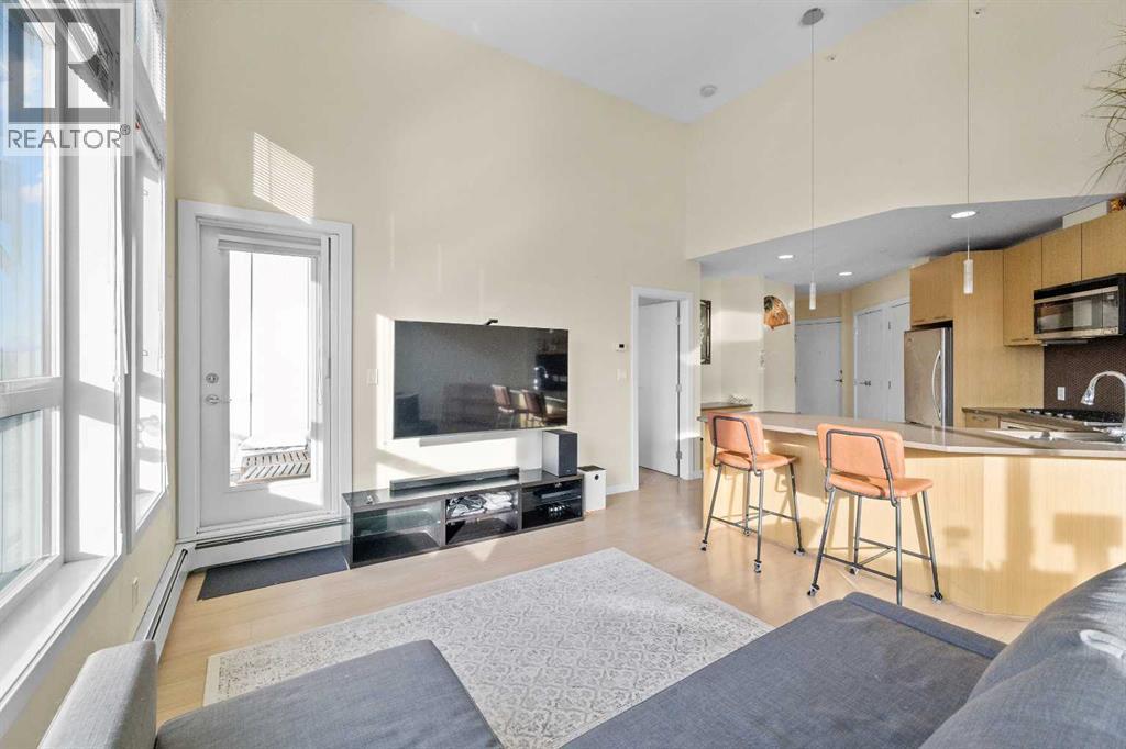 Single Family House for Sale in    Street NE Renfrew Calgary 