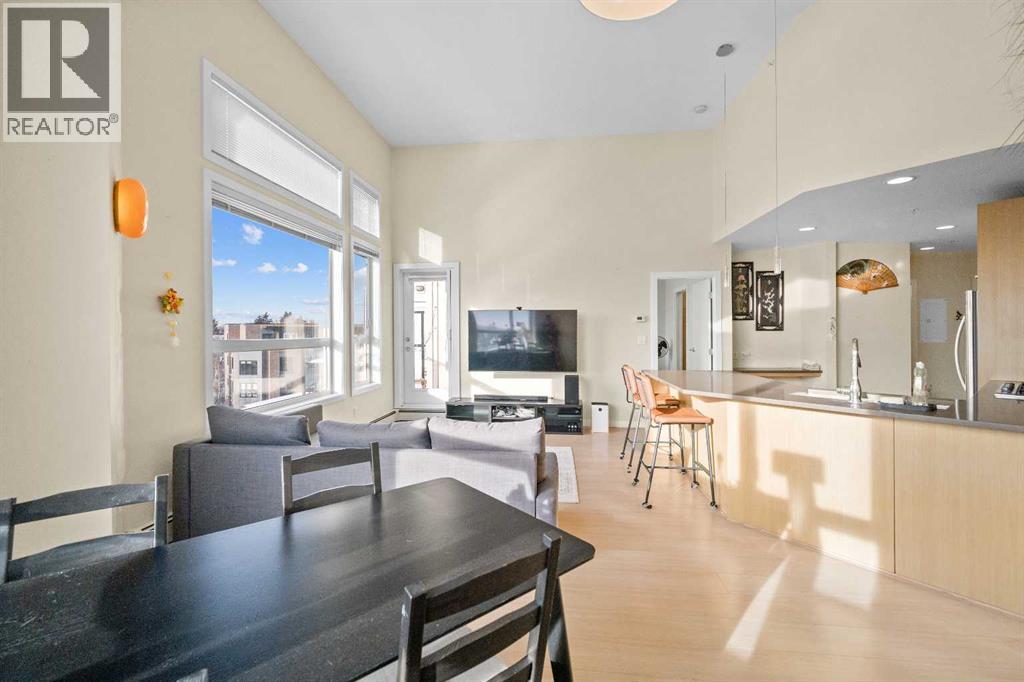 Single Family House for Sale in    Street NE Renfrew Calgary 