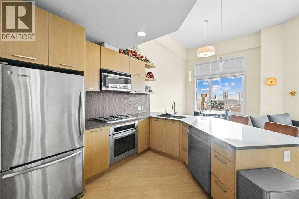 Single Family House for Sale in    Street NE Renfrew Calgary 