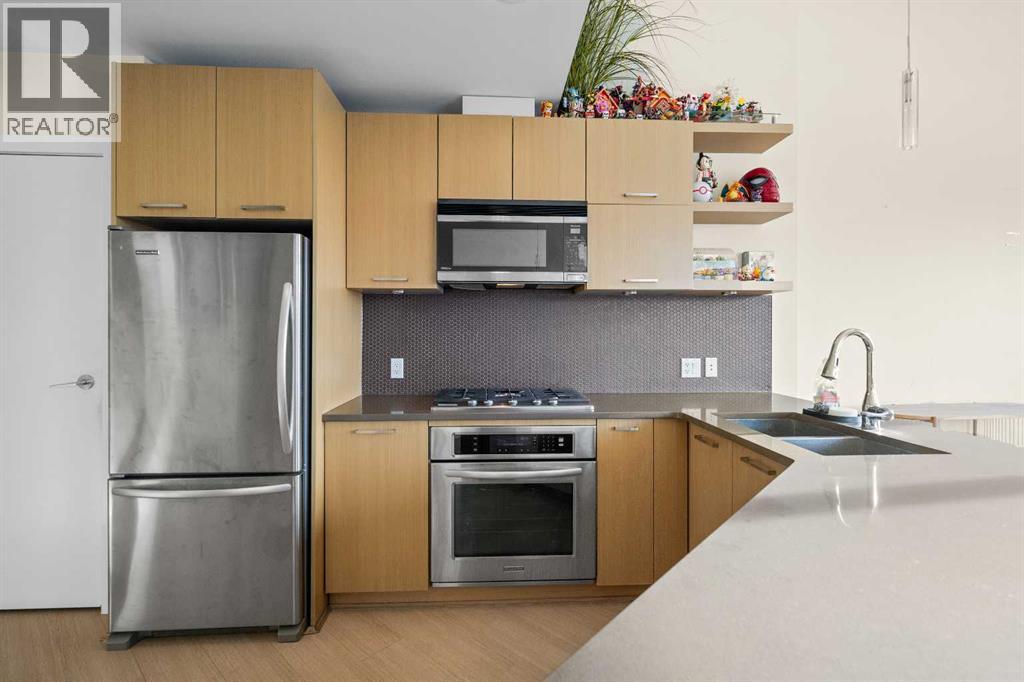 Single Family House for Sale in    Street NE Renfrew Calgary 