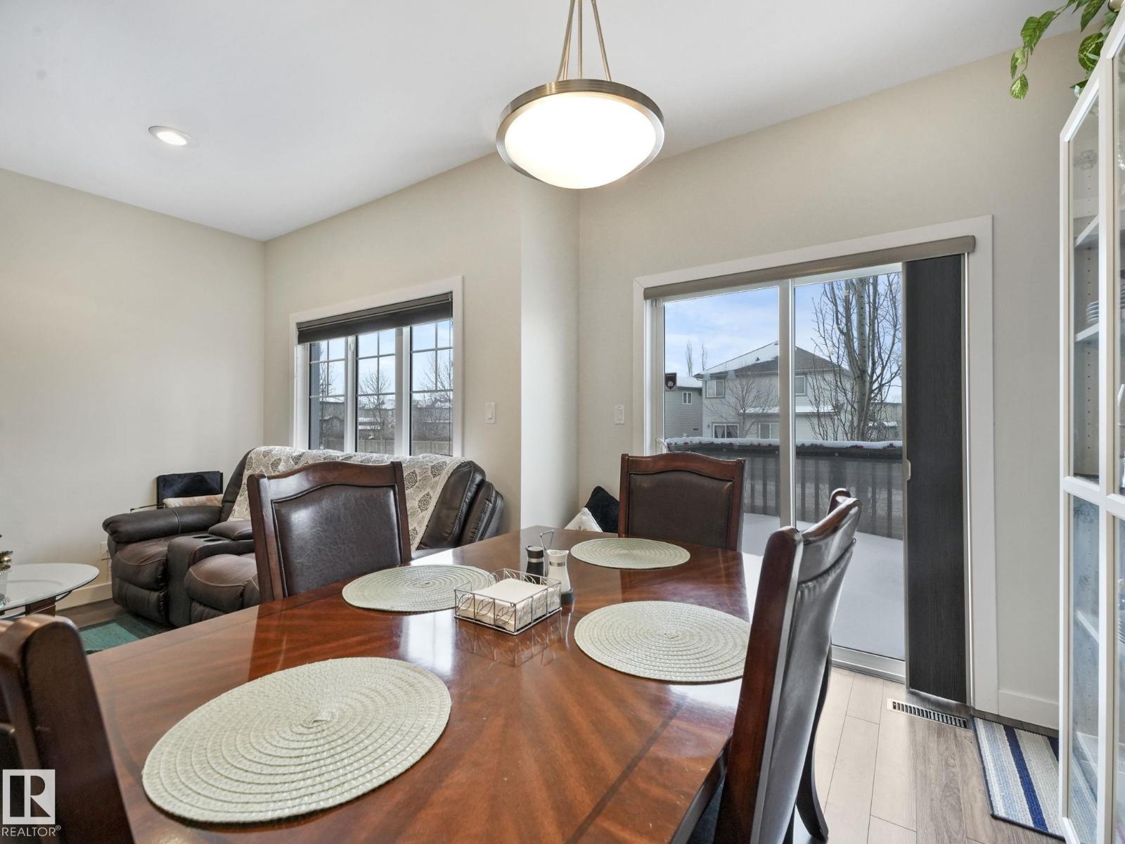 #16 3103 HILTON DR NW, Edmonton