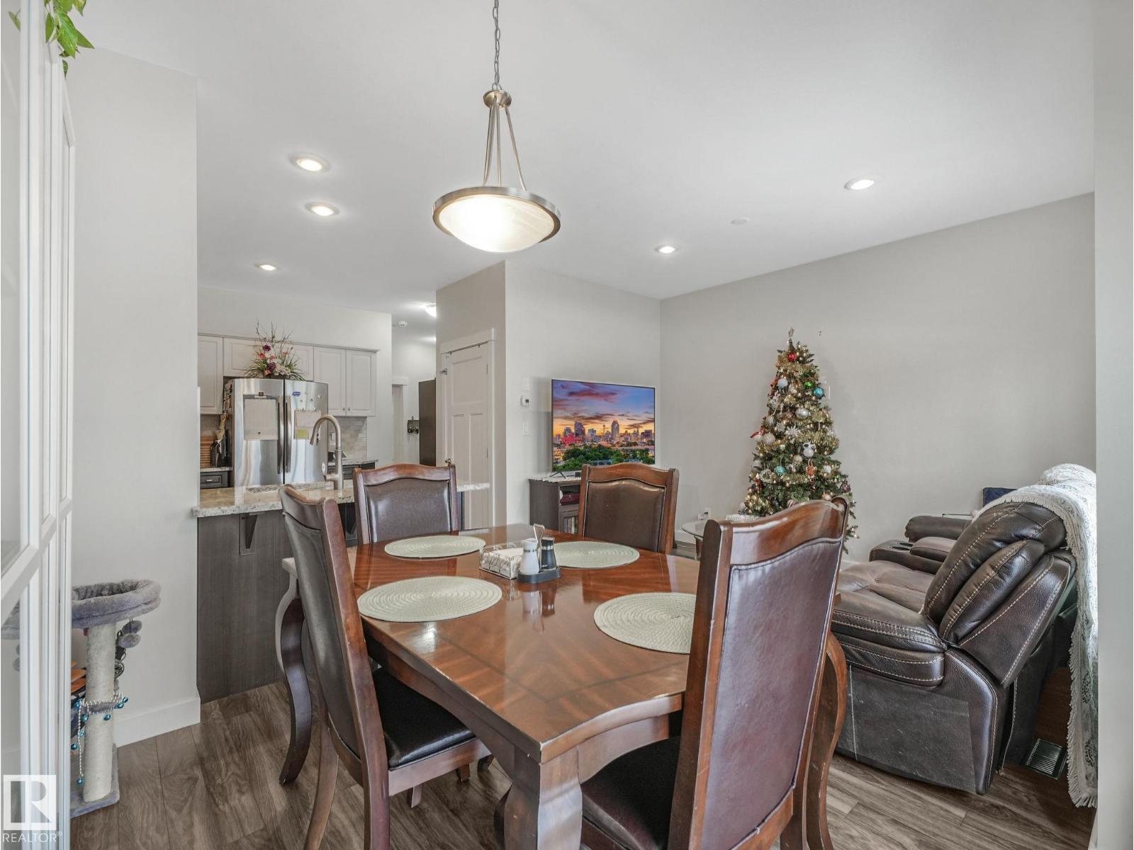 #16 3103 HILTON DR NW, Edmonton