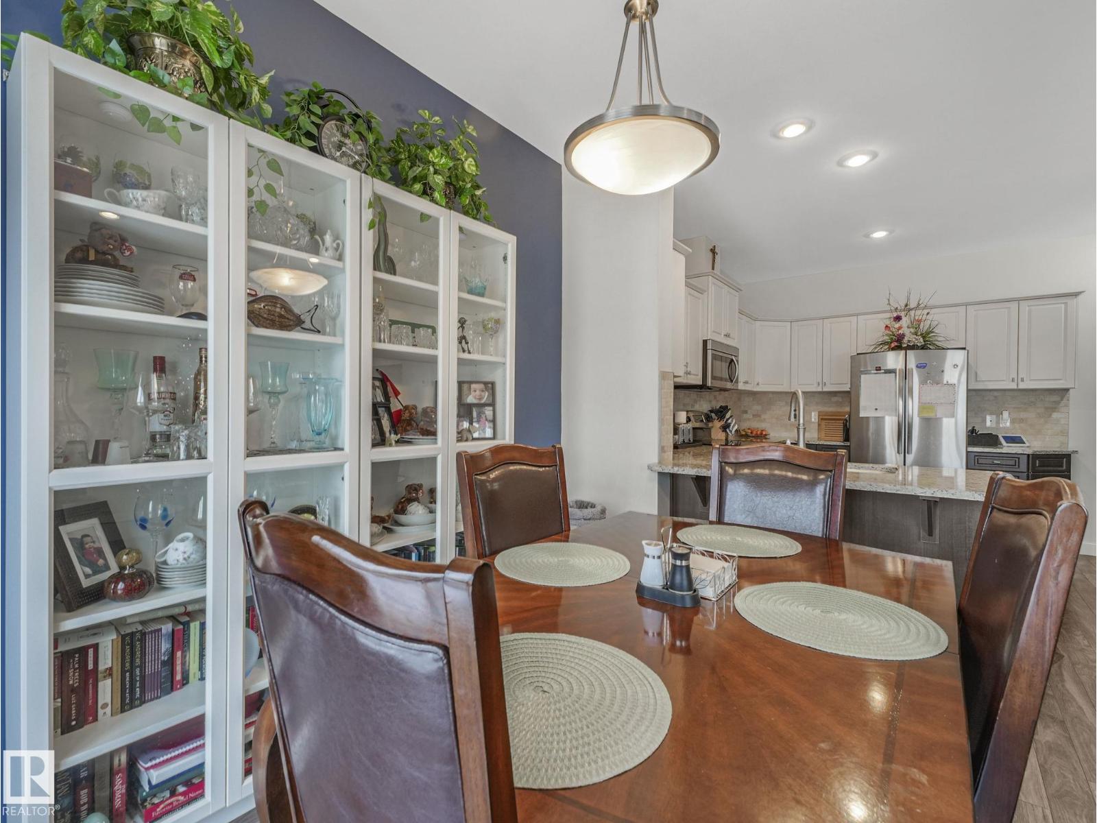 #16 3103 HILTON DR NW, Edmonton