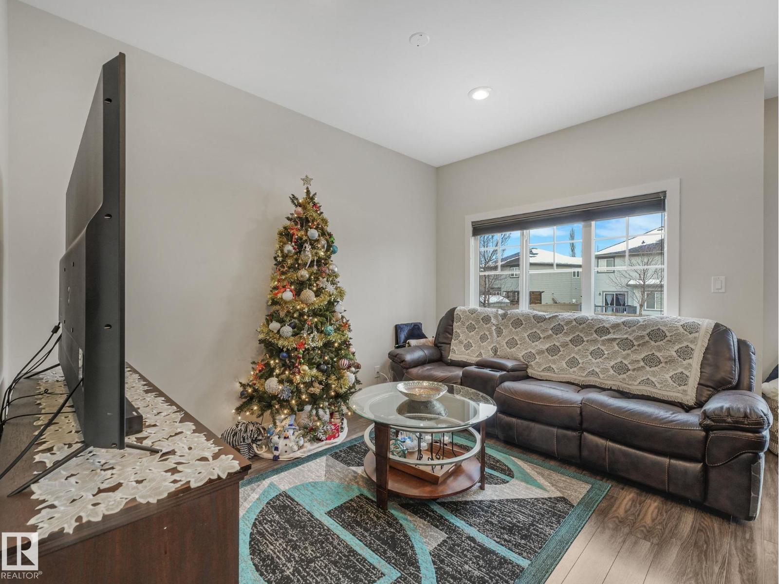 #16 3103 HILTON DR NW, Edmonton