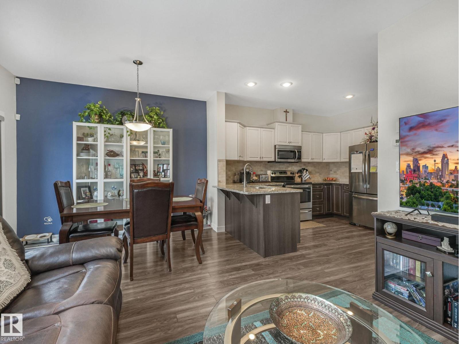 #16 3103 HILTON DR NW, Edmonton