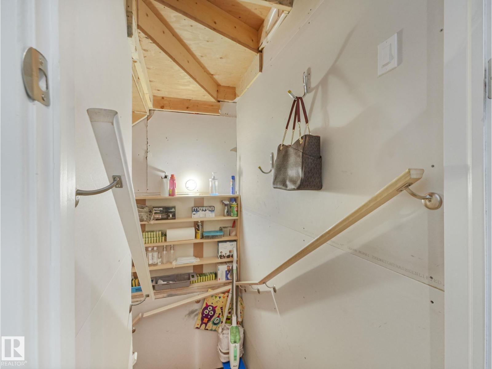 #16 3103 HILTON DR NW, Edmonton