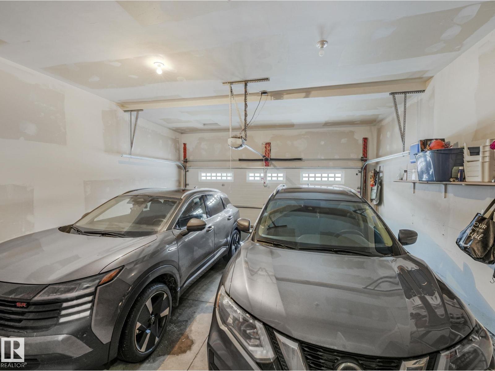 #16 3103 HILTON DR NW, Edmonton