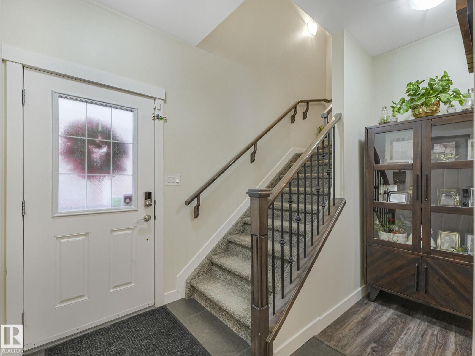 #16 3103 HILTON DR NW, Edmonton