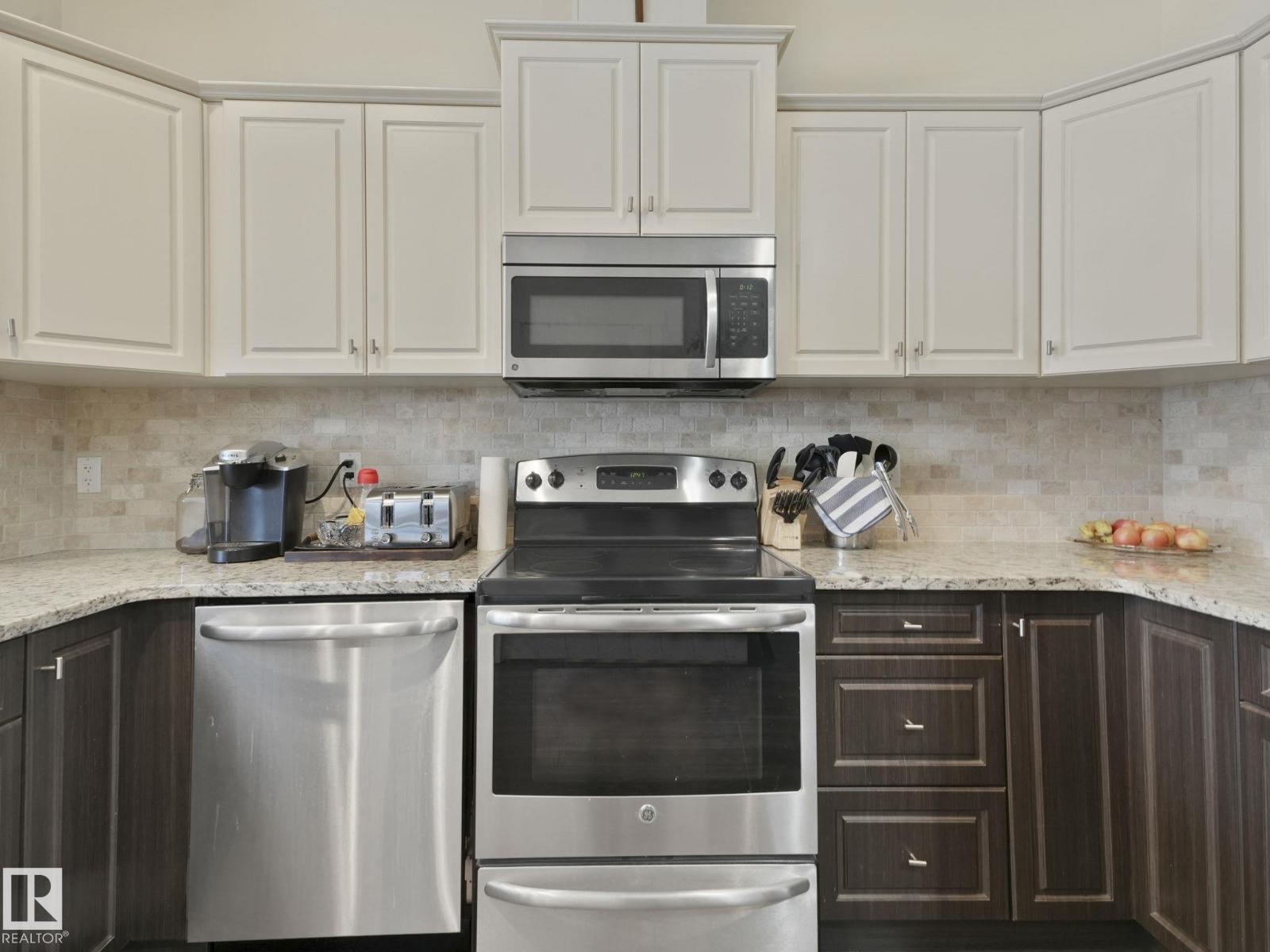 #16 3103 HILTON DR NW, Edmonton