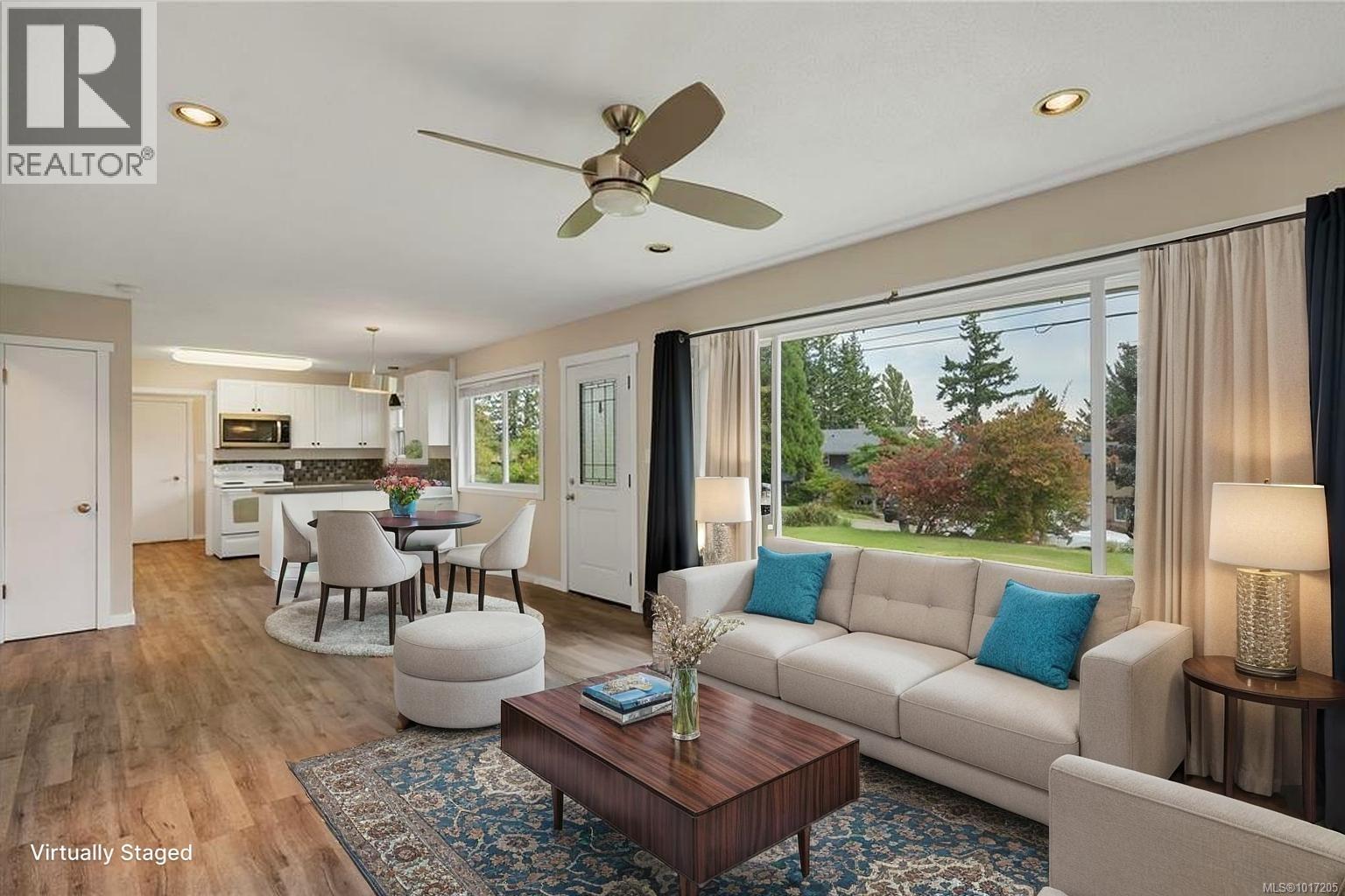 736 Nancy Greene Dr, Campbell River