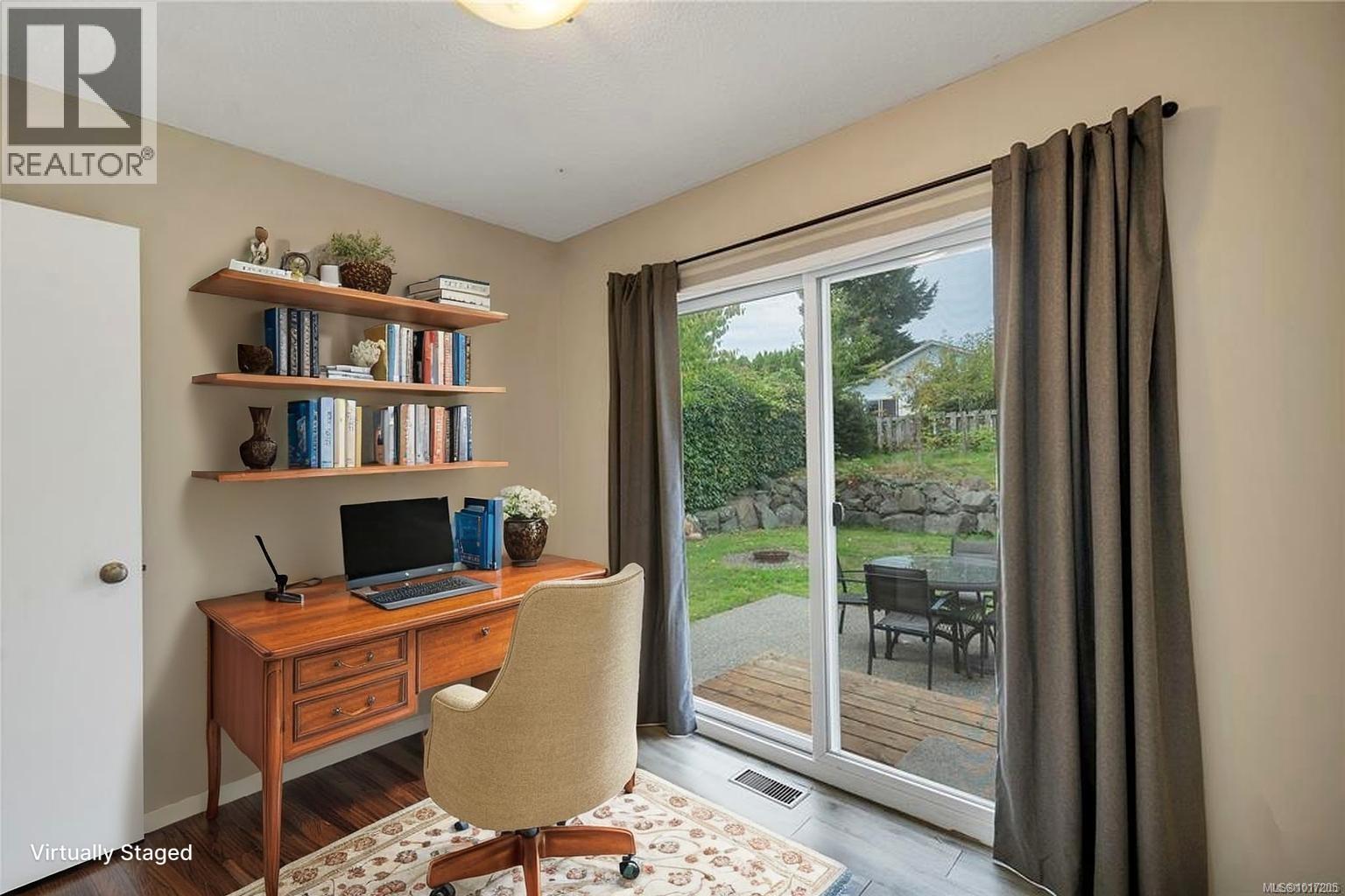 736 Nancy Greene Dr, Campbell River