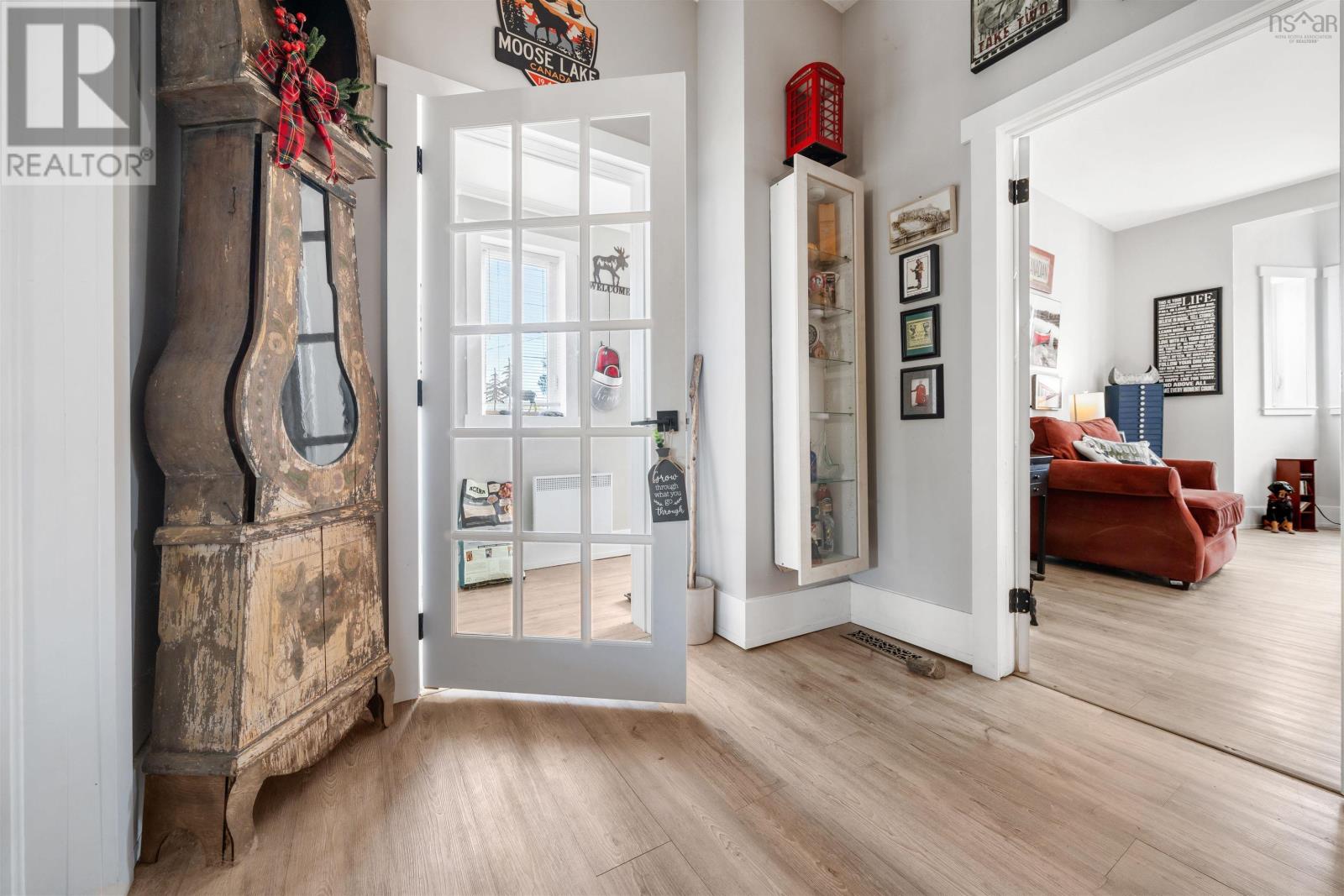 Property 15 of 48 of 51 BLACK Street