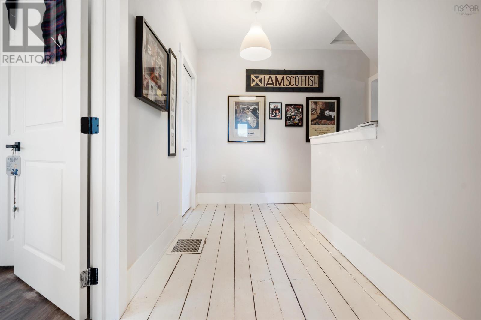 Property 34 of 48 of 51 BLACK Street