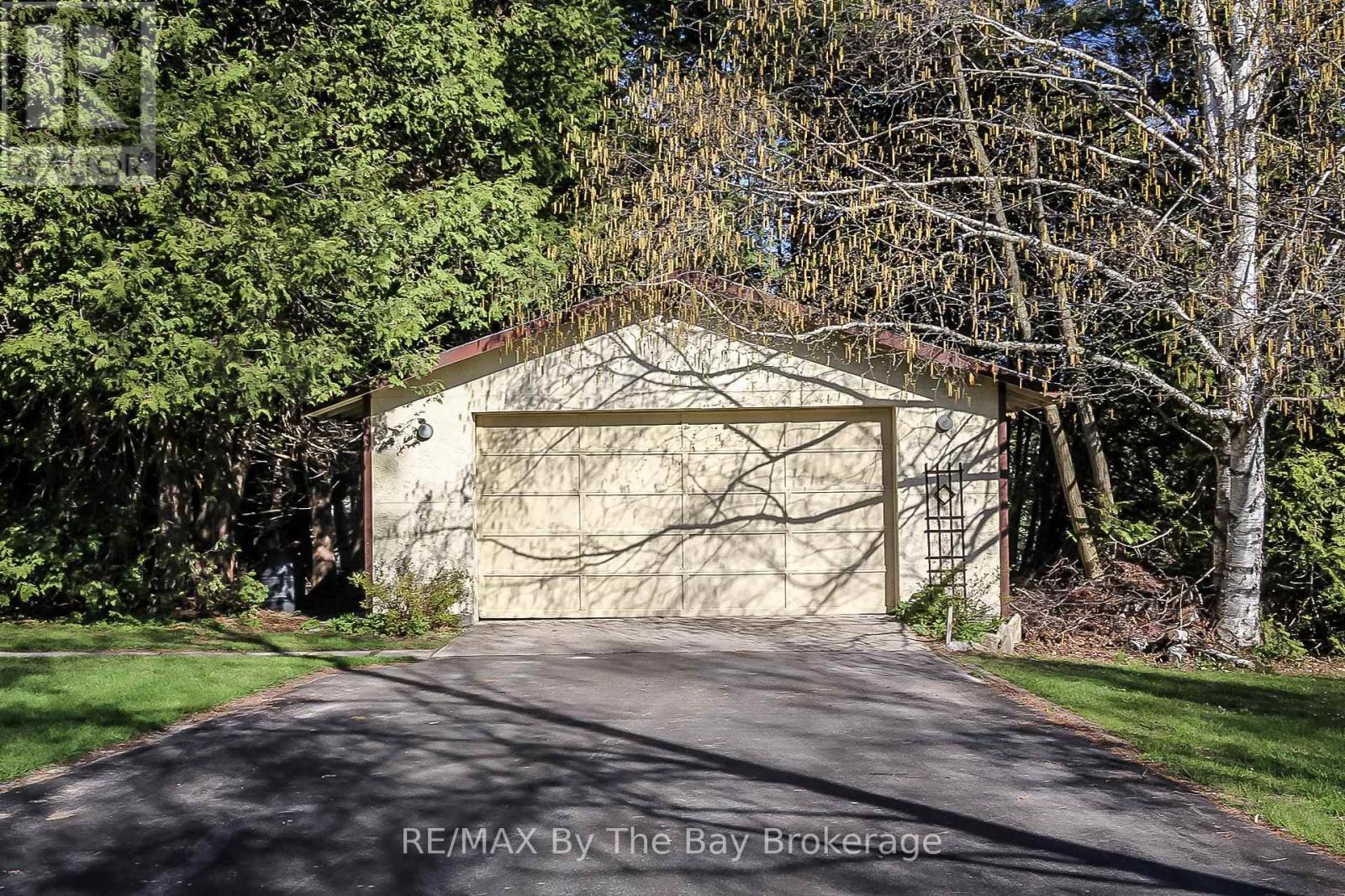 630 SUNNIDALE ROAD S - 4