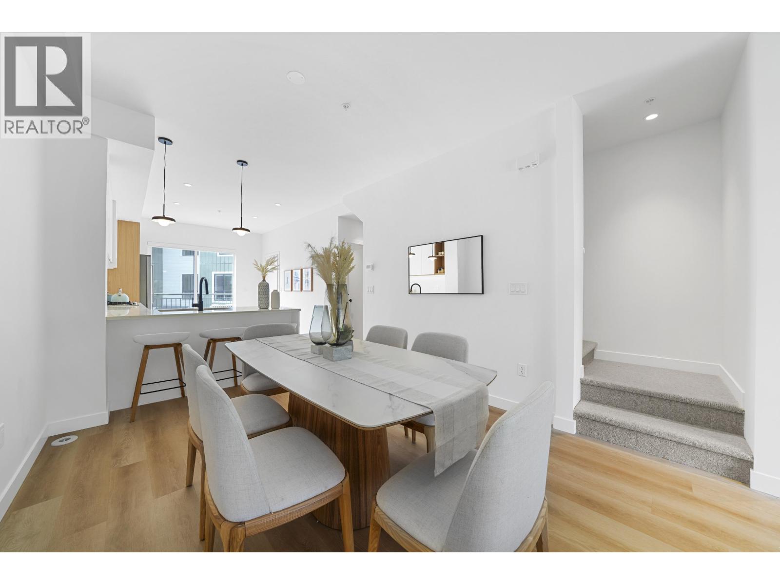 144 388 DUNCAN STREET, New Westminster