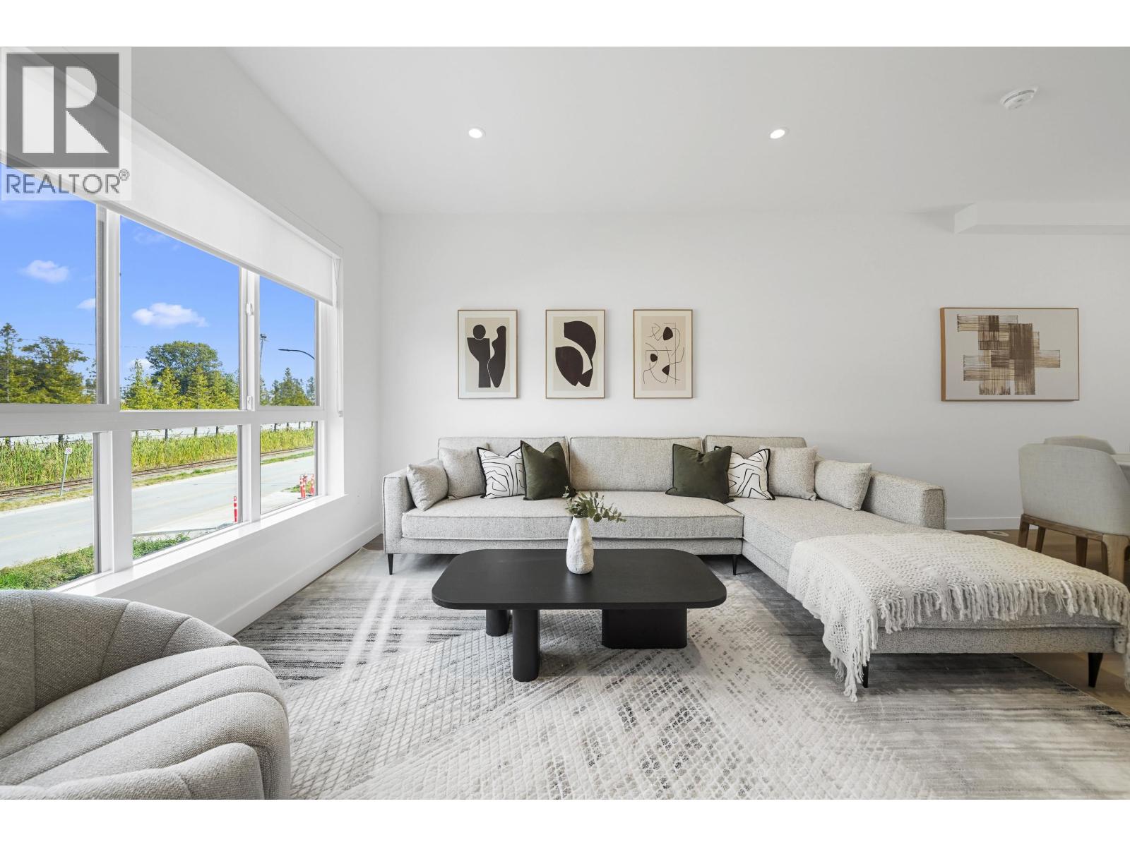 144 388 DUNCAN STREET, New Westminster