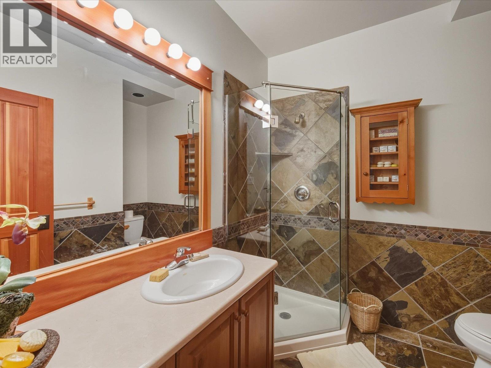 6238 PALMER DRIVE, Whistler