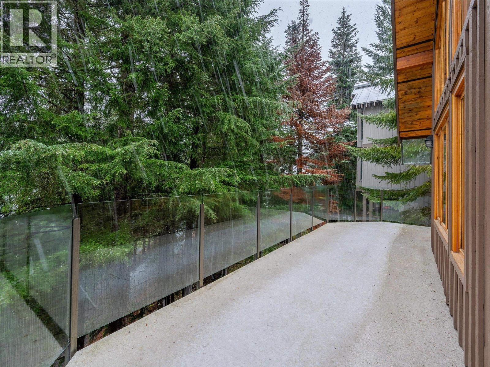 6238 PALMER DRIVE, Whistler