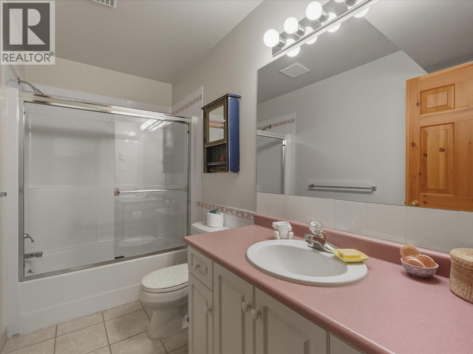 6238 PALMER DRIVE, Whistler