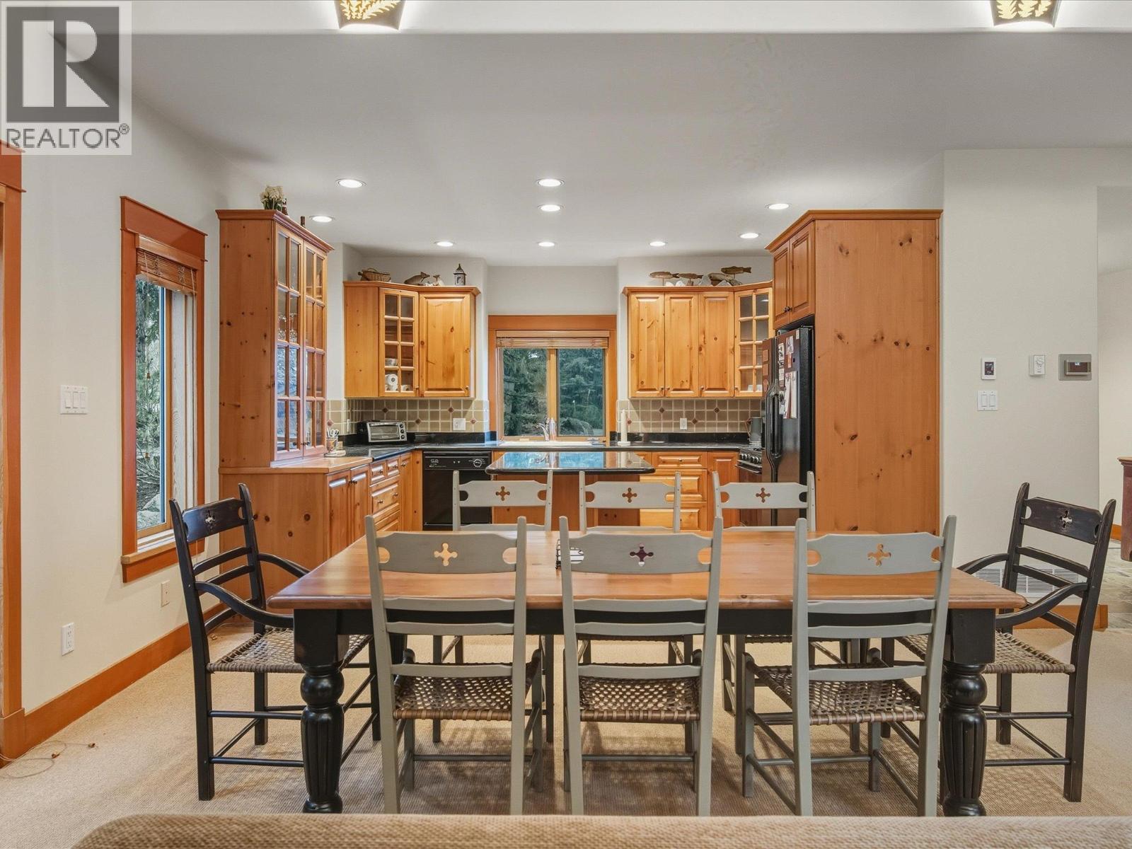 6238 PALMER DRIVE, Whistler