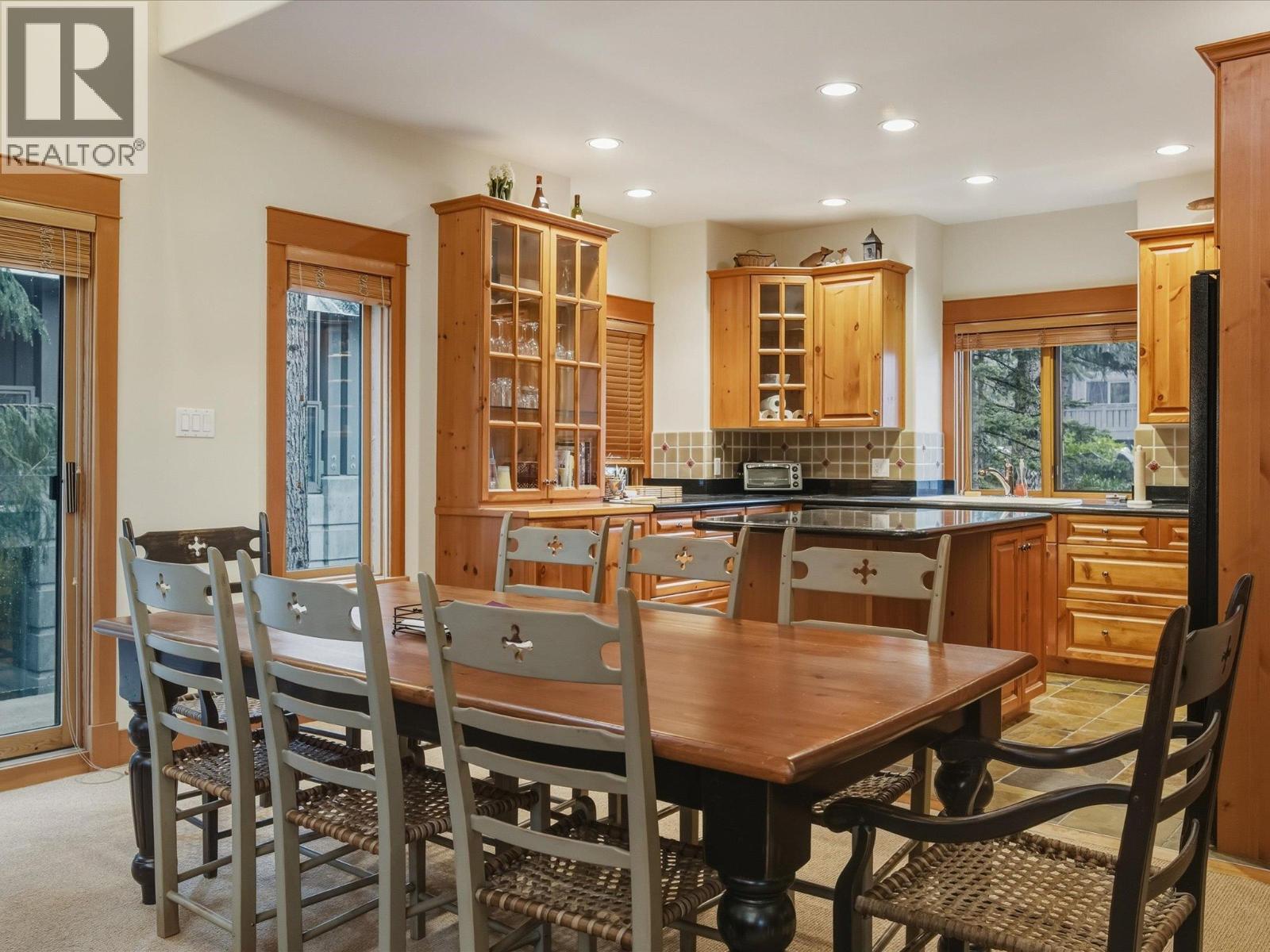 6238 PALMER DRIVE, Whistler