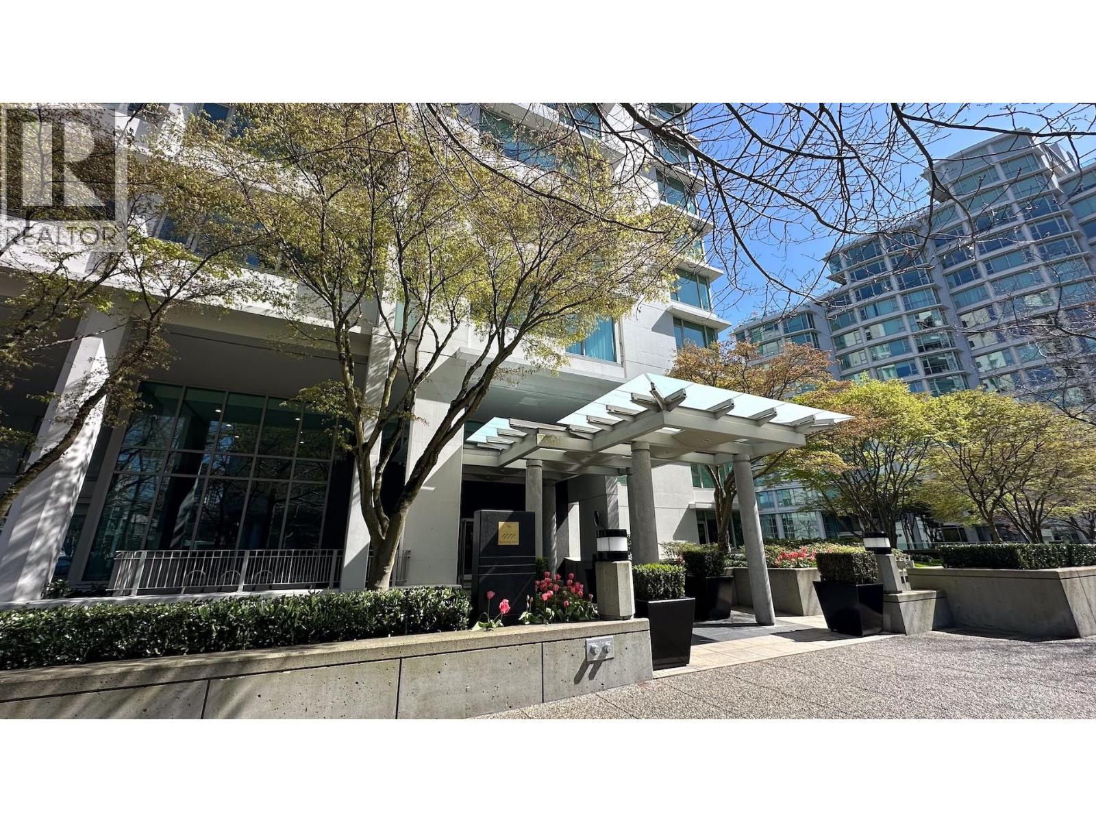 PH4 1777 BAYSHORE DR - photo 2