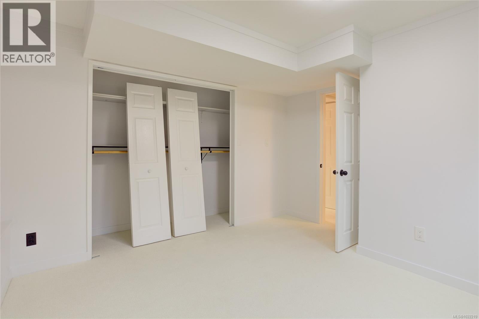 5795 Valleyview Rd, Duncan