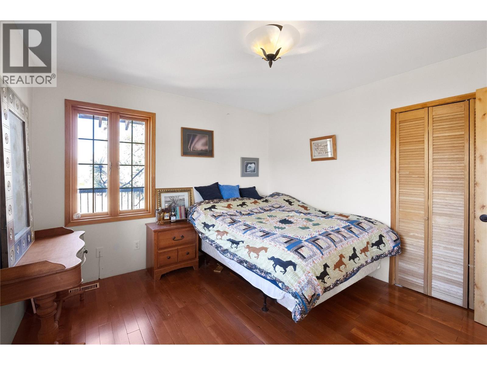 518 Sunny Bay Road, Okanagan Falls