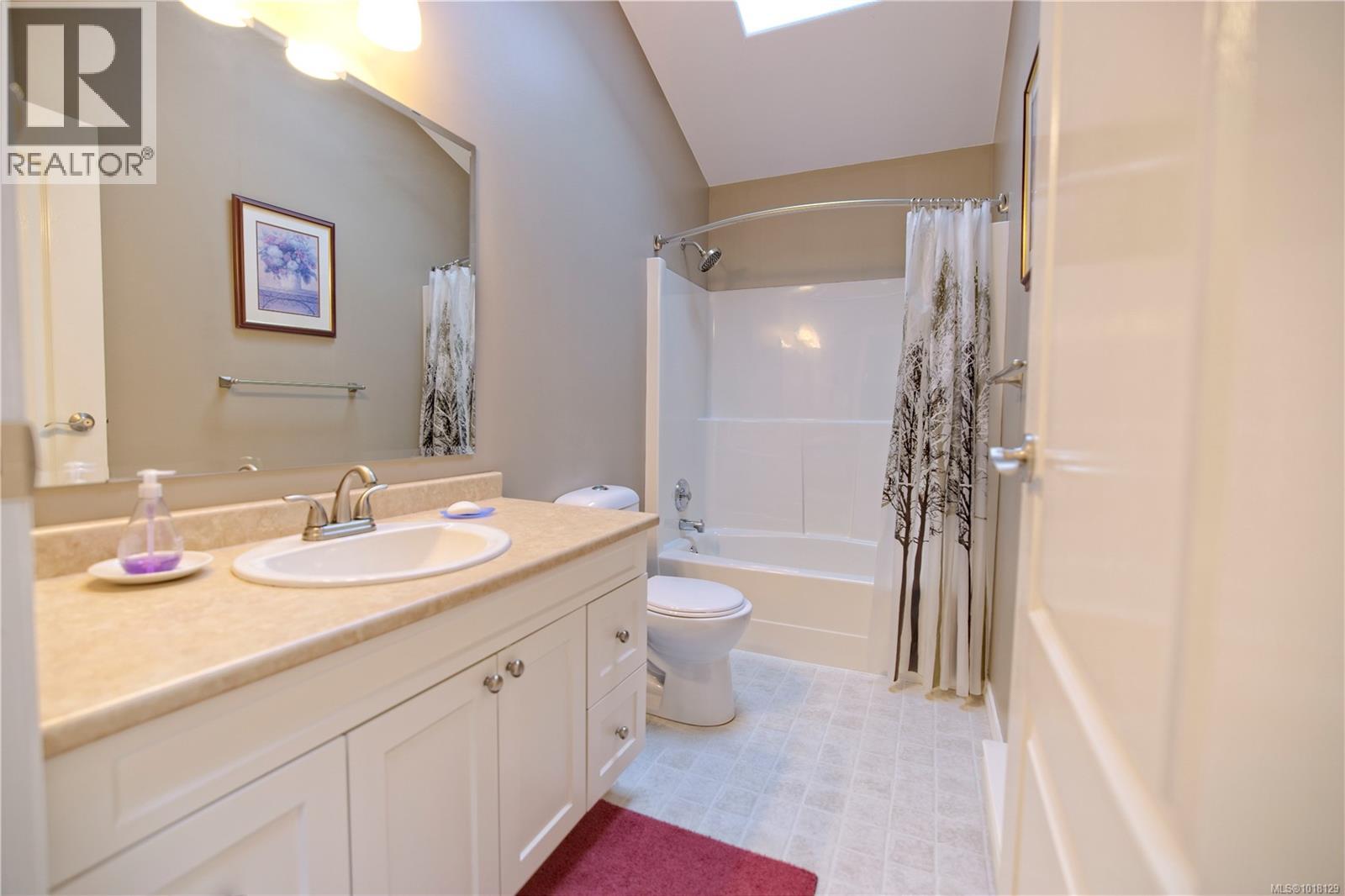 178 Elizabeth Dr, Salt Spring