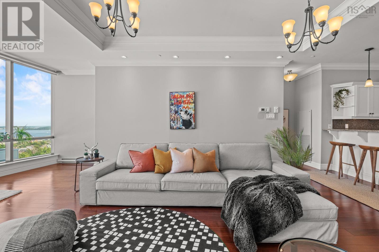 Property 10 of 49 of 1703 1445 South Park Street