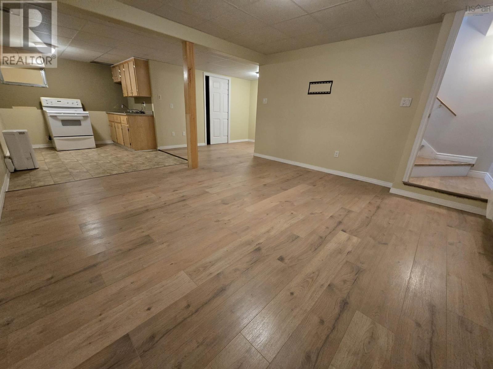 Property 22 of 29 of 63 Mae Avenue