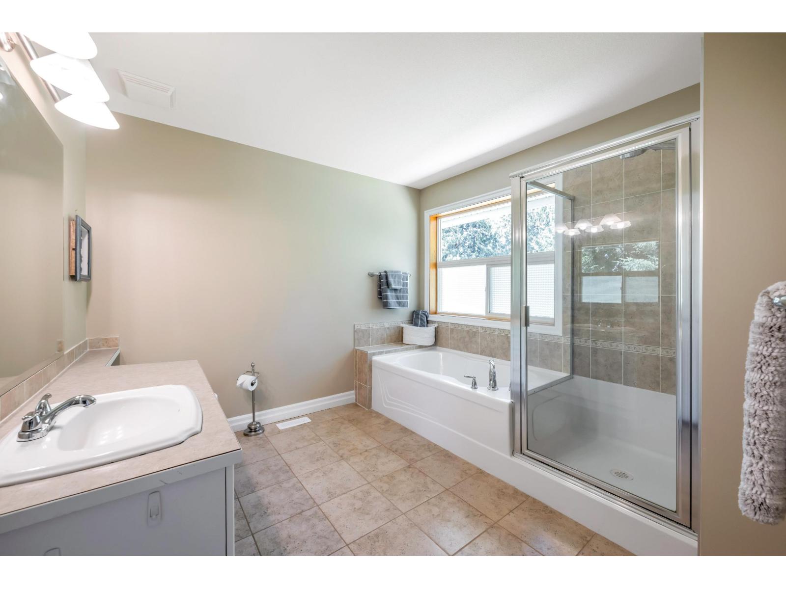 25219 60 AVENUE, Langley