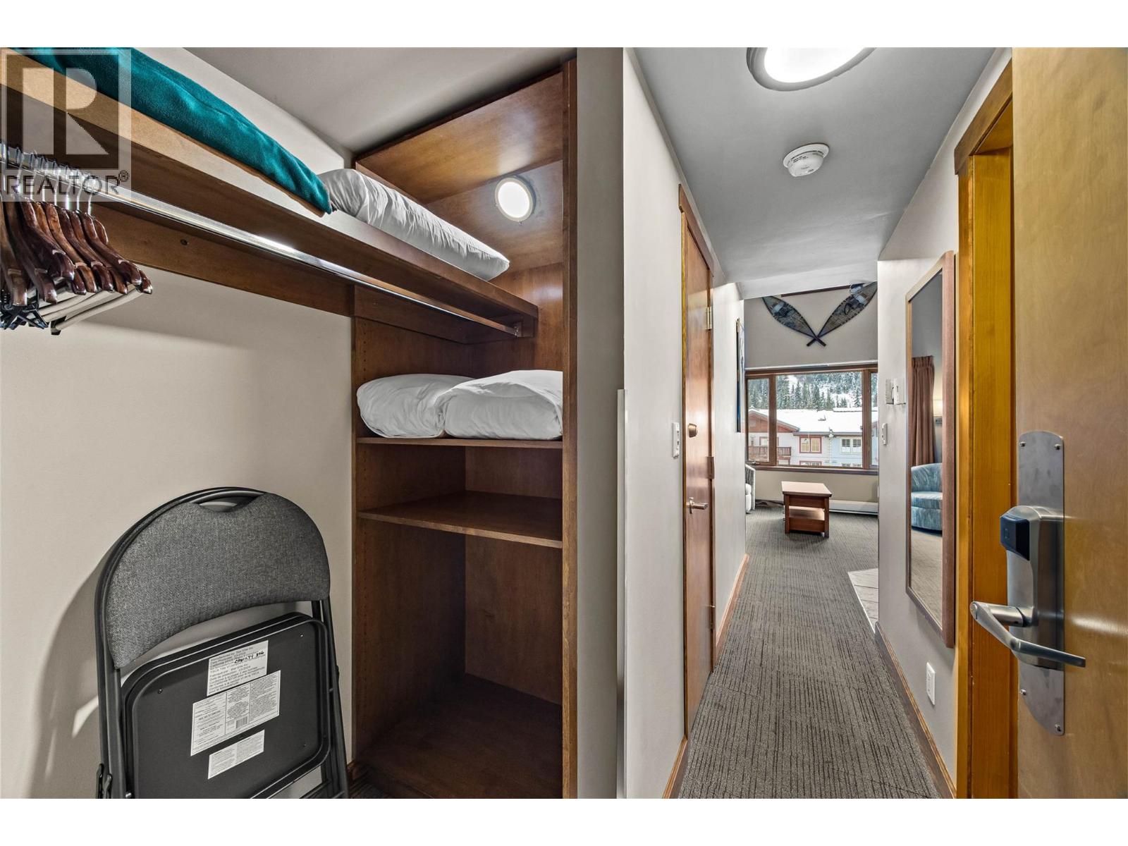 #306 3220 VILLAGE WAY - 9