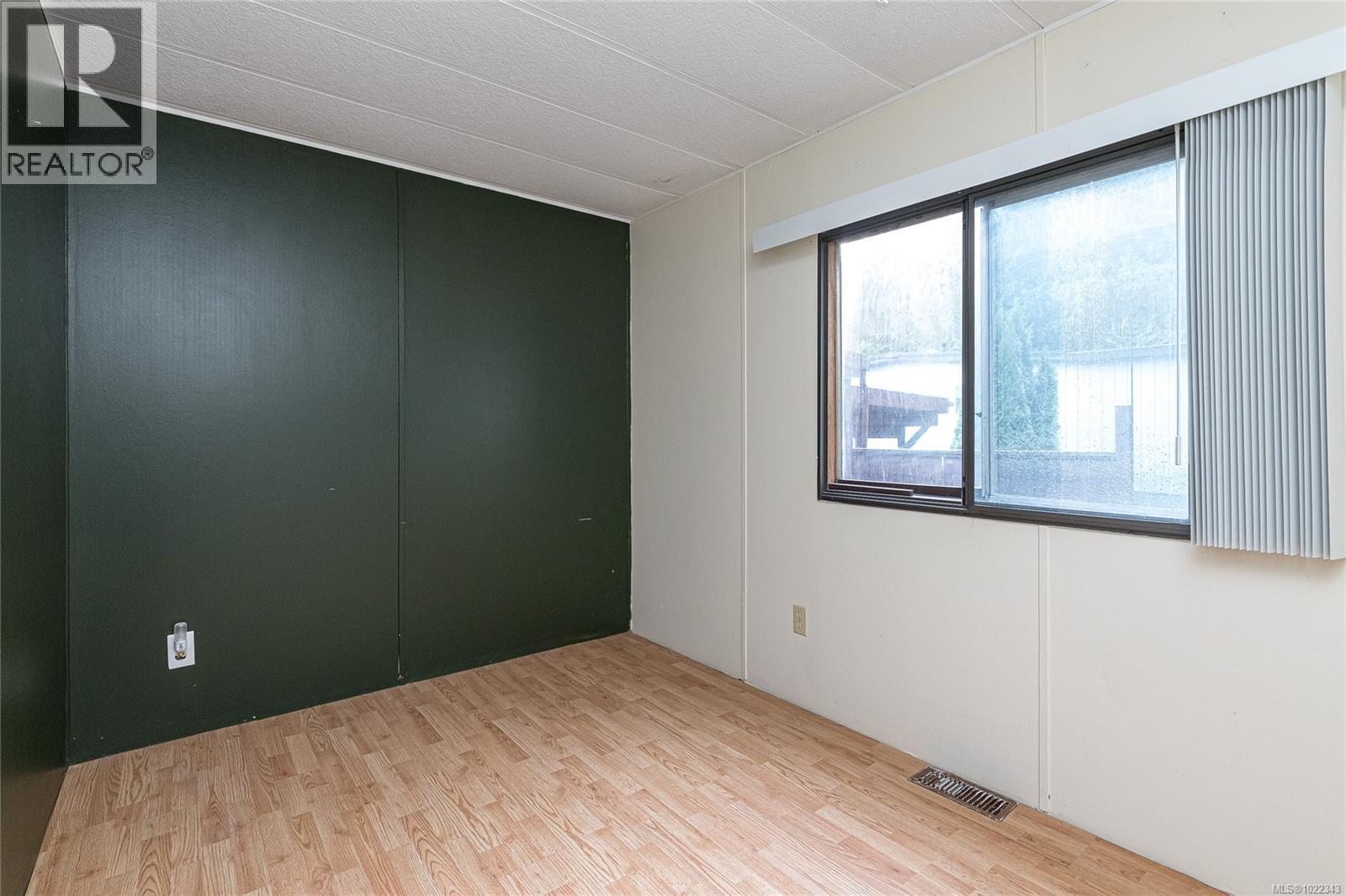 #46 3640 TRANS CANADA HWY - 23