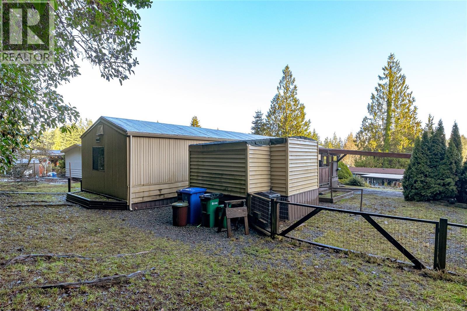 #46 3640 TRANS CANADA HWY - 32