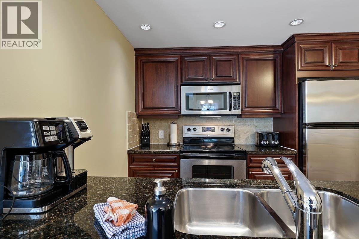 #1313B 3250 VILLAGE WAY - 10