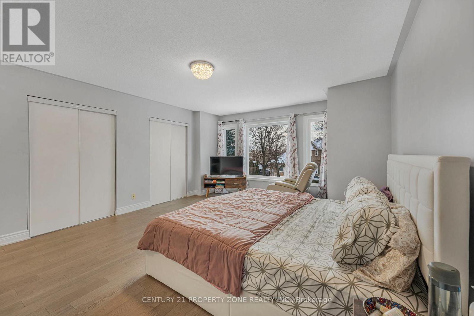 59 RICHWOOD CRESCENT - 23