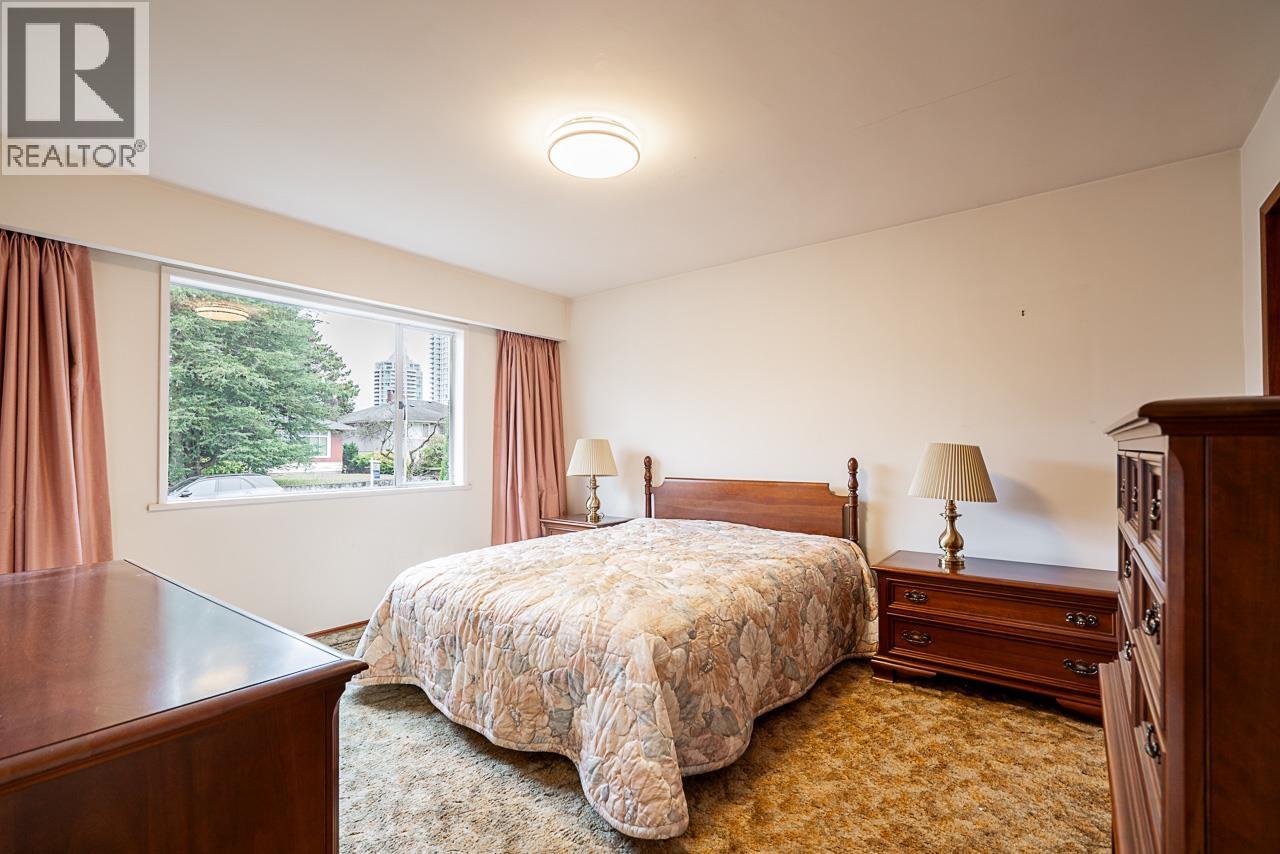 6779 ELWELL STREET, Burnaby