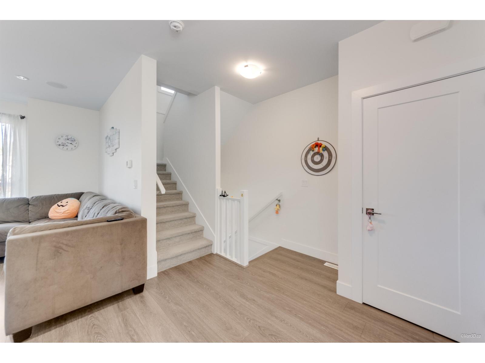 23 1670 160 STREET, Surrey