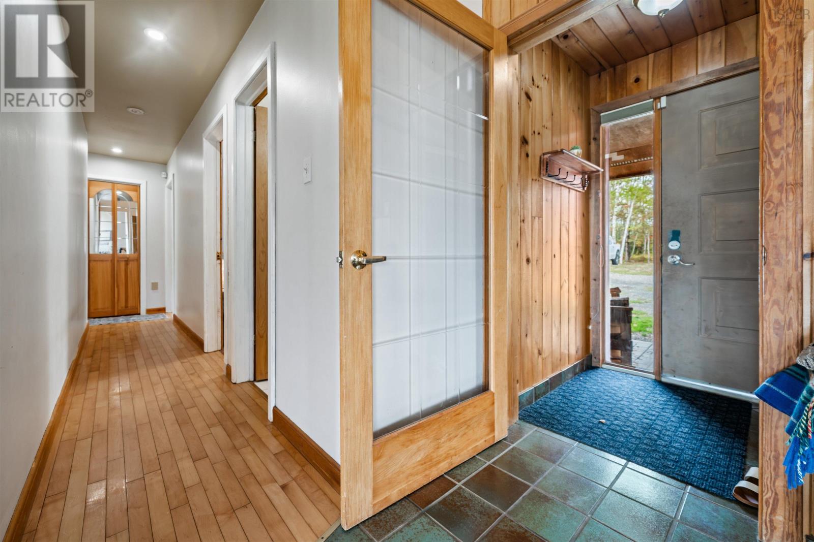 Property 21 of 49 of 1215 Hansford Road